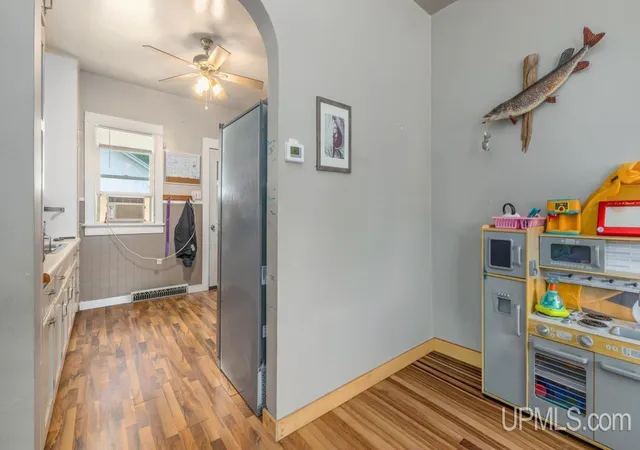 Photo 4 of Single family home for sale at 1924 Ledge St, Niagara, WI 54151 | MLS# 50214024 | Listing updated on 2026-09-17