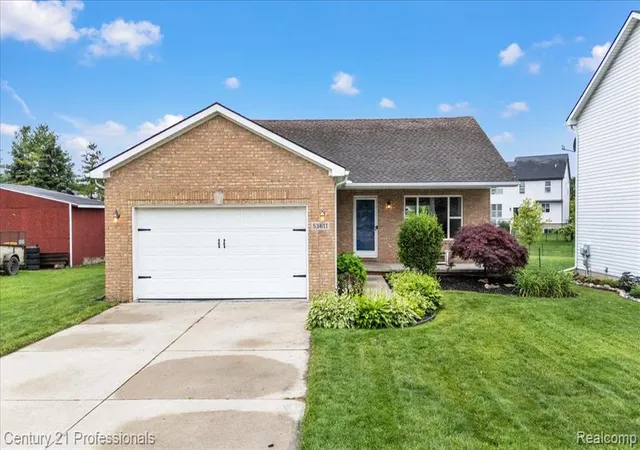 Homes for sale in New Baltimore, MI | 53611 County Line Rd, New Baltimore, MI 48047 | MLS# 61008689