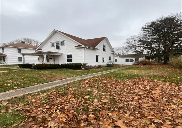 Homes for sale in Sturgis, MI | 609 Sturgis St, Sturgis, MI 49091 | MLS# 70534710