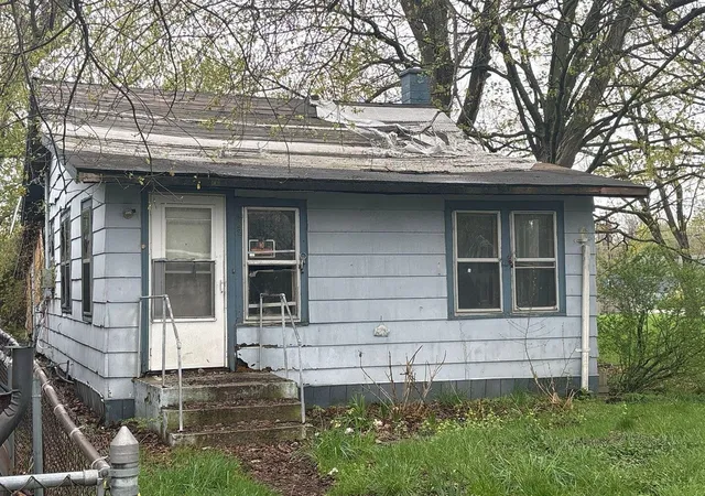 3rd image of 282 Chestnut St, Benton Harbor, MI 49022 | MLS# 70532531