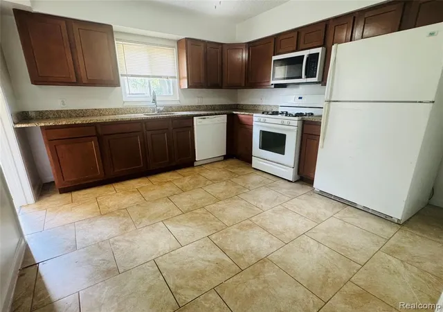 Photo 3 of Sale Pending at 14685 Harold St, Taylor, MI 48180 4450 | MLS# 61009690 | Listing updated on 2026-09-15