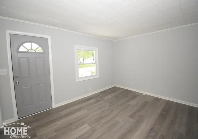 2nd image of 834 Broadway Ave, Owosso, MI 48867 | MLS# 50219284