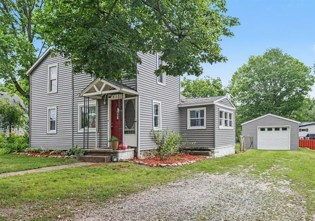 Single family home for sale at 412 N Swan St, Colon, MI 49040-9325 | MLS# 70542350