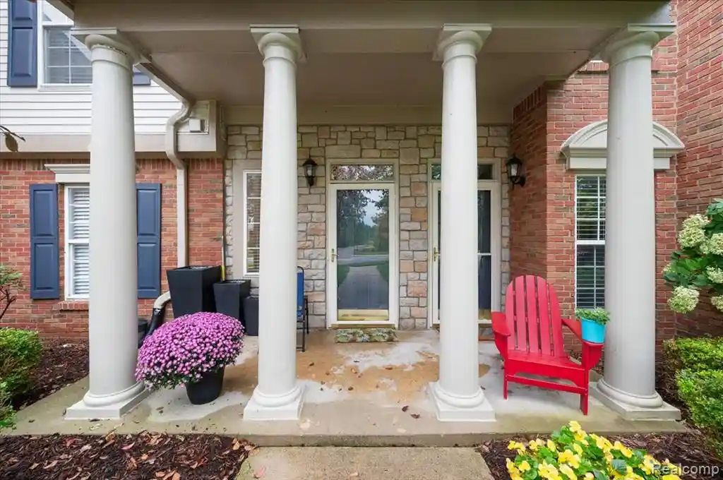 Condo for sale at 3601 Tremonte Cir, Rochester, MI 48306 | MLS# 61029250