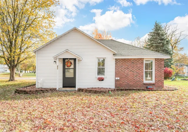 Homes for sale in Big Rapids, MI | 211 Gilbertson Ave, Big Rapids, MI 49307 | MLS# 70501636