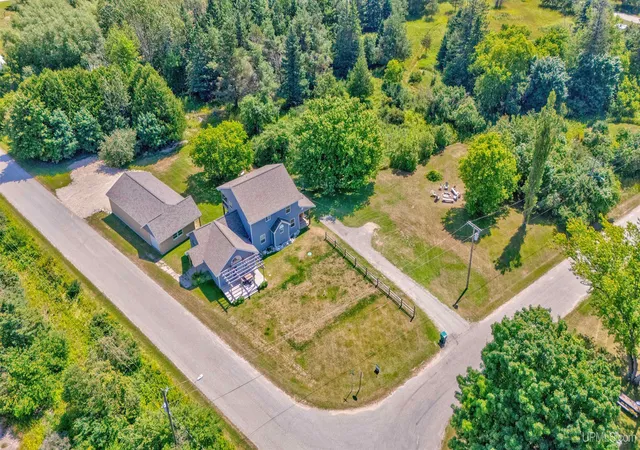 2nd image of W16369 Pine St, Gould City, MI 49838 | MLS# 50204603