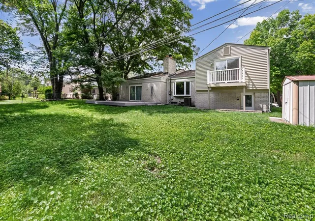 Photo 38 of Single family home for sale at 33165 Maplenut St, Farmington, MI 48336 4438 | MLS# 61011737 | Listing updated on 2026-08-30