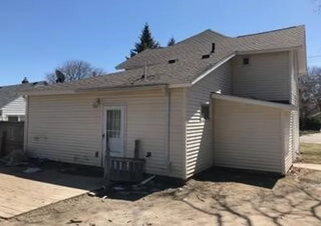 Homes for sale in Lansing, MI | 1513 E Oakland Ave, Lansing, MI 48906 | MLS# 70544821