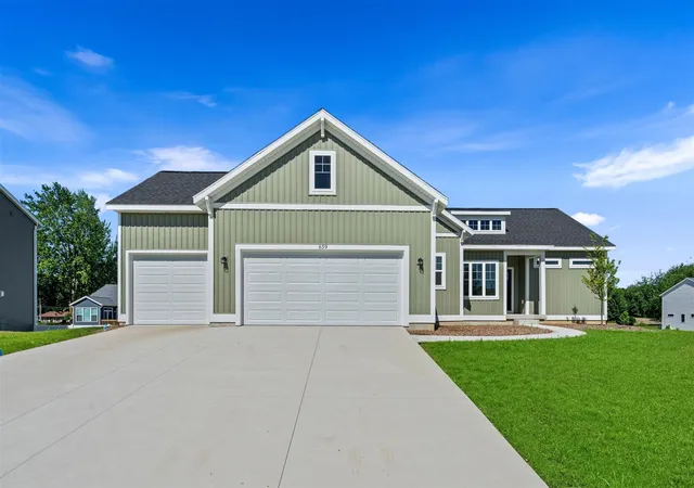 Homes for sale in Grand Rapids, MI | 659 Waterford Village Dr, Grand Rapids, MI 49534 | MLS# 70507552