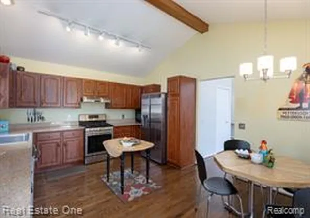 Homes for sale in Rochester Hills, MI | 986 River Bend Dr, Rochester Hills, MI 48307 | MLS# 61008727