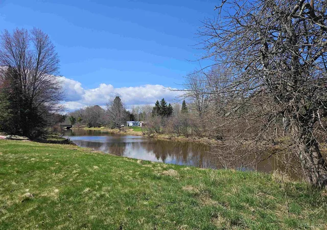 Homes for sale in Ontonagon, MI | 16672 Lakeshore Dr, Ontonagon, MI 49953 | MLS# 50206736