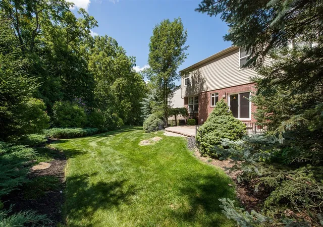2nd image of 1567 Courtney Ct, Ypsilanti, MI 48198 | MLS# 70553128