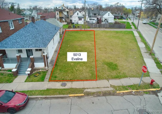Homes for sale in Hamtramck, MI | 5013 Evaline St, Hamtramck, MI 48212 | MLS# 60298283