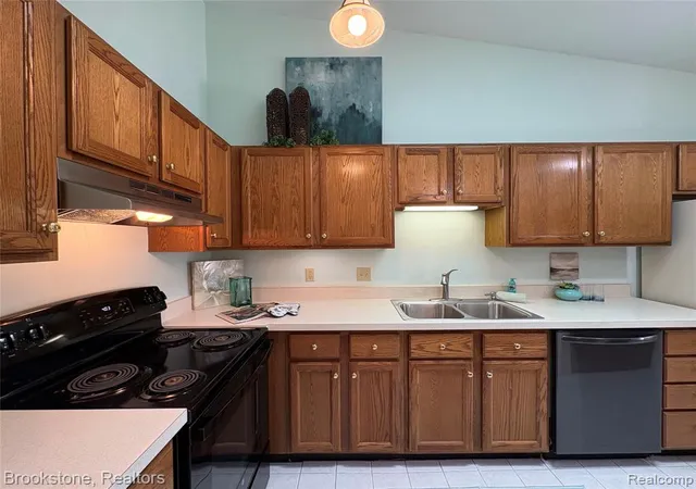 Photo 3 of Condo for sale at 62401 Raleigh Ct #4, South Lyon, MI 48178 | MLS# 61025476 | Listing updated on 2026-09-20