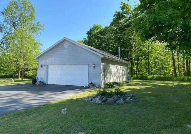 image of 8279 Cronk Hwy, Bellevue, MI 49021 | MLS# 70553435