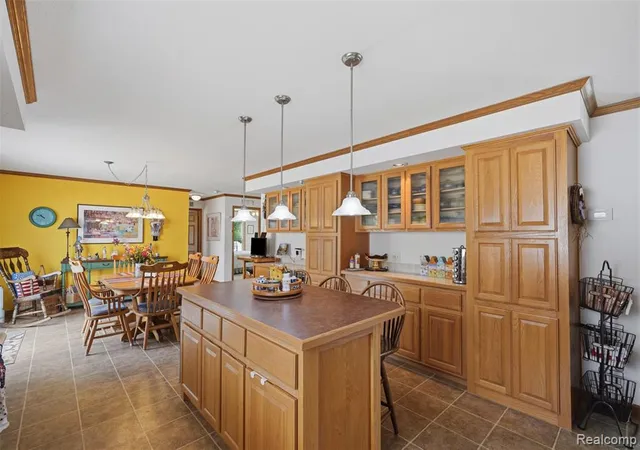 3rd image of 11979 Cedarbrook Dr, South Lyon, MI 48178 | MLS# 61008608