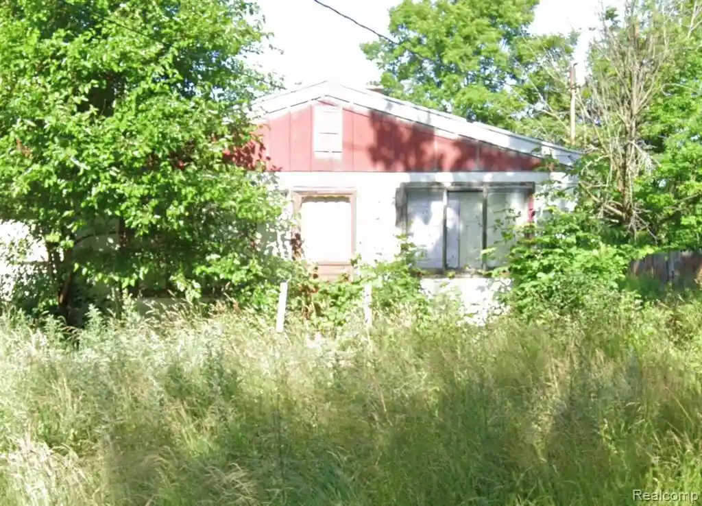 Photo 1 of Single family home for sale at 3410 Chambers St, Flint, MI 48507 | MLS# 61041342 | Listing updated on 2026-10-29