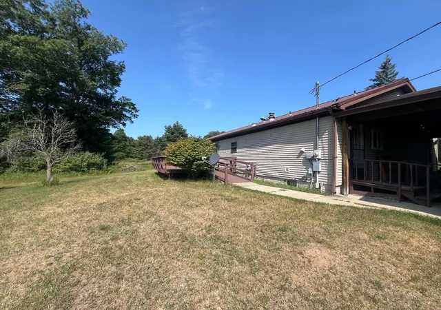 Photo 2 of Single family home for sale at 820 Old County Farm Rd, Harrison, MI 48625 | MLS# 50216090 | Listing updated on 2026-08-27