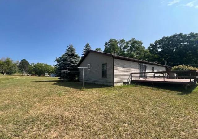 Photo 4 of Single family home for sale at 820 Old County Farm Rd, Harrison, MI 48625 | MLS# 50216090 | Listing updated on 2026-08-27