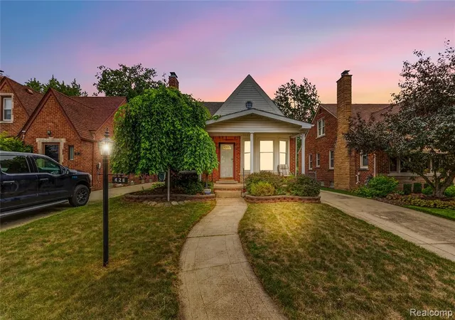 Photo 1 of Single family home for sale at 426 N Rosevere Ave, Dearborn, MI 48128 | MLS# 61020464 | Listing updated on 2026-08-29