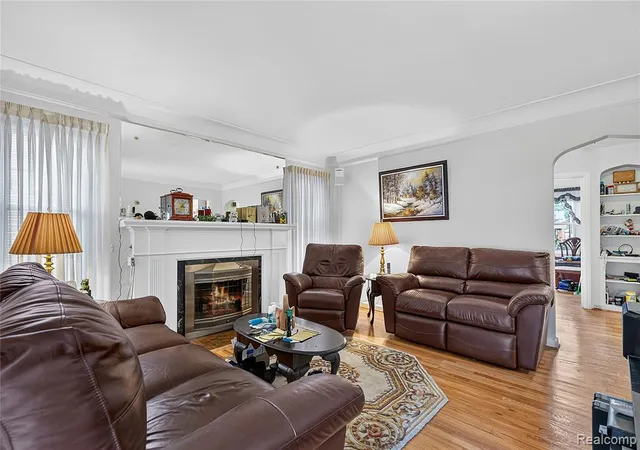 Photo 5 of Single family home for sale at 426 N Rosevere Ave, Dearborn, MI 48128 | MLS# 61020464 | Listing updated on 2026-08-29