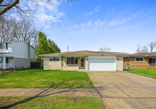 Homes for sale in Sterling Heights, MI | 36825 Eton Ct, Sterling Heights, MI 48310 | MLS# 60984878