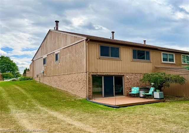 Photo 2 of Condo for sale at 25381 Potomac Dr #6, South Lyon, MI 48178 | MLS# 61025715 | Listing updated on 2026-09-01