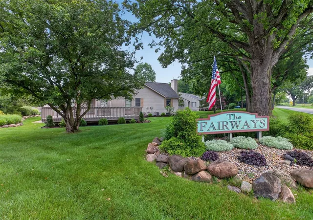 2nd image of 4297 Fairway Ln, Jackson, MI 49201 | MLS# 70537168