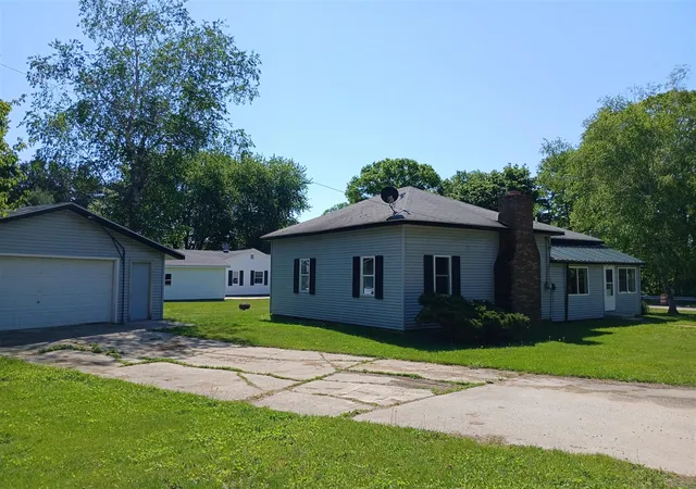 25th image of 409 S Scott St, Scottville, MI 49454 | MLS# 70535159