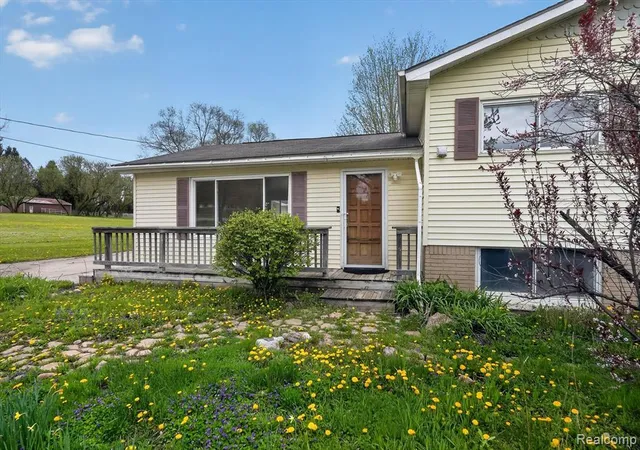 Photo 4 of Single family home for sale at 5457 E Frances Rd, Mount Morris, MI 48458 9700 | MLS# 60988751 | Listing updated on 2026-10-03