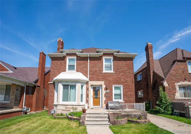 Photo 1 of Single family home for sale at 7620 Middlepointe St, Dearborn, MI 48126 | MLS# 61010266 | Listing updated on 2026-08-22