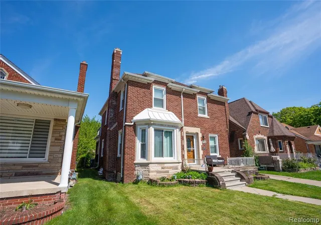 Photo 3 of Single family home for sale at 7620 Middlepointe St, Dearborn, MI 48126 | MLS# 61010266 | Listing updated on 2026-08-22