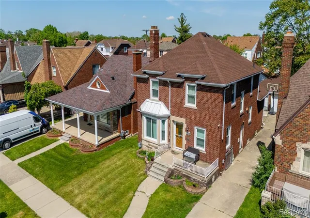 Photo 4 of Single family home for sale at 7620 Middlepointe St, Dearborn, MI 48126 | MLS# 61010266 | Listing updated on 2026-08-22