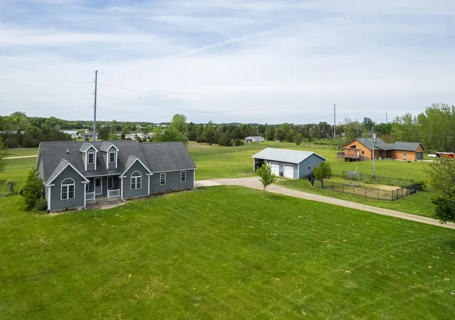 Homes for sale in Union City, MI | 1881 9 Mile Rd, Union City, MI 49094 | MLS# 70532983