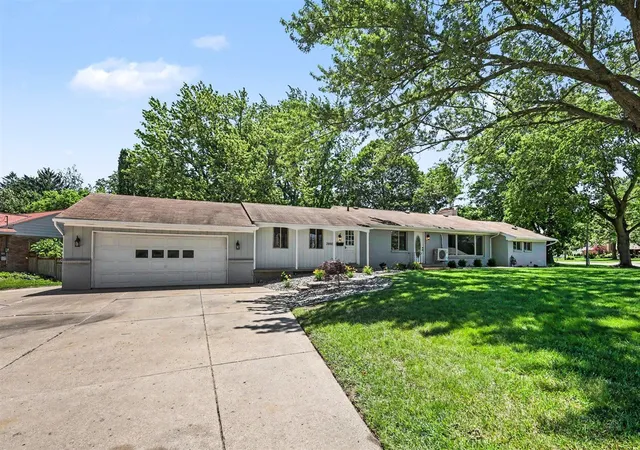 Photo 2 of Single family home for sale at 3990 S Big Spring Dr, Grandville, MI 49418 | MLS# 70539634 | Listing updated on 2026-09-11