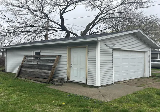 Photo 4 of Sale Pending at 45 E 18th Street, Holland, MI 49423 | MLS# 70545888 | Listing updated on 2026-08-13
