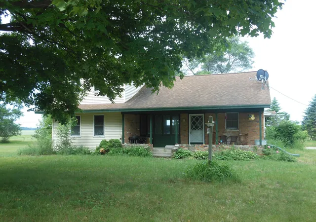 Homes for sale in Vassar, MI | 4950 Cottrell Road Road, Vassar, MI 48768 | MLS# 50211052