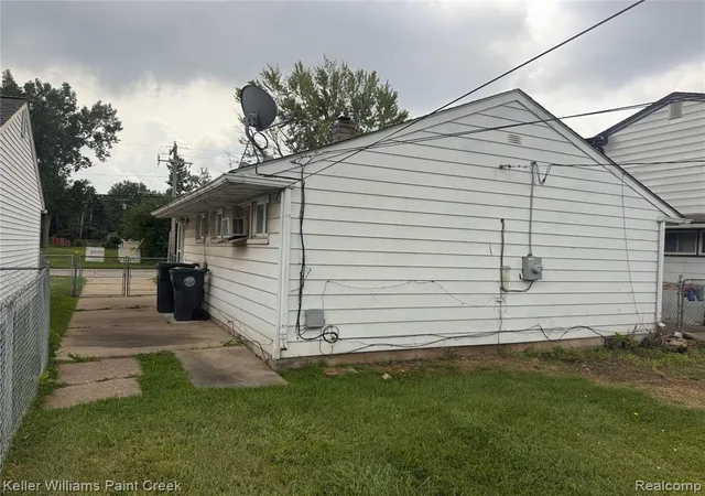 Photo 3 of Sale Pending at 17367 Prospect St, Melvindale, MI 48122 1127 | MLS# 61024276 | Listing updated on 2026-09-03