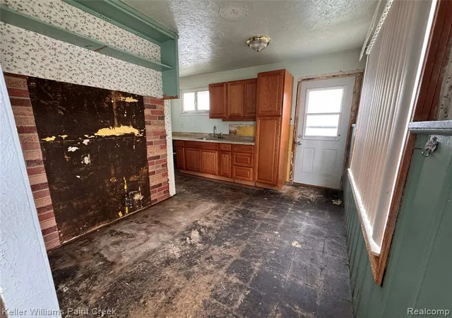 Photo 3 of Sale Pending at 17367 Prospect St, Melvindale, MI 48122 1127 | MLS# 61024276 | Listing updated on 2026-09-03