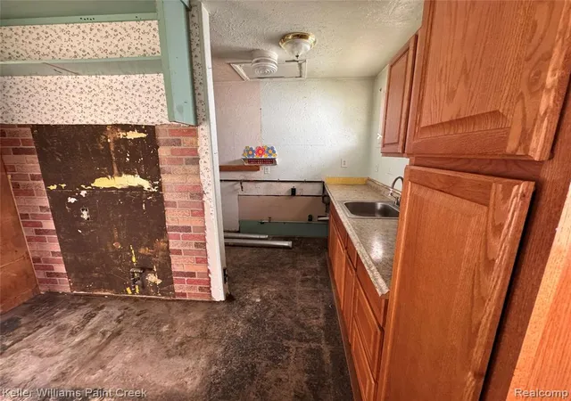 Photo 4 of Sale Pending at 17367 Prospect St, Melvindale, MI 48122 1127 | MLS# 61024276 | Listing updated on 2026-09-03