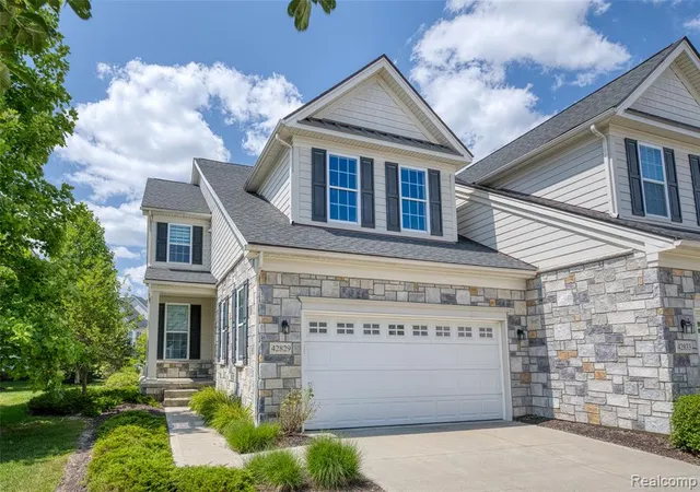 1st image of 42829 Cardinal Wy, Novi, MI 48375 | MLS# 61018013
