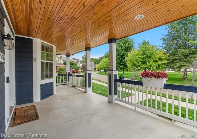 Photo 3 of Single family home for sale at 53715 Springdale St, Macomb, MI 48042 3733 | MLS# 61025314 | Listing updated on 2026-09-05