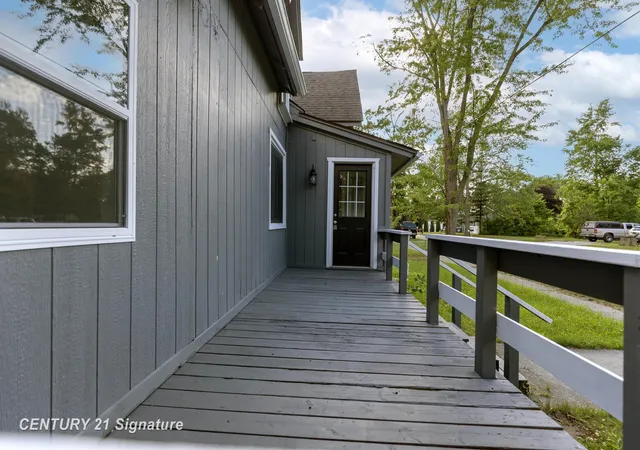 Homes for sale in Pinconning, MI | 611 W 2Nd St, Pinconning, MI 48650 | MLS# 50197426