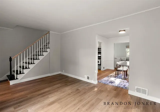 Photo 4 of Single family home for sale at 2417 Brooklyn Ave, Grand Rapids, MI 49507 | MLS# 70549158 | Listing updated on 2026-09-18