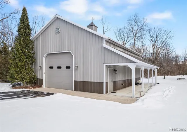 Homes for sale in Attica, MI | 1720 N Lake Pleasant Rd, Attica, MI 48412 | MLS# 60988654