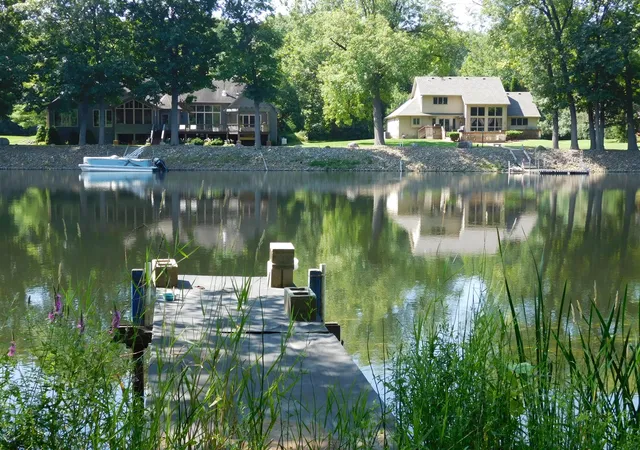 Photo 3 of Sale Pending at 201 Scenic View Dr, Niles, MI 49120 | MLS# 70550373 | Listing updated on 2026-09-10