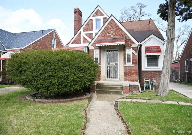 2nd image of 19330 Tracey St, Detroit, MI 48235 1738 | MLS# 60981948