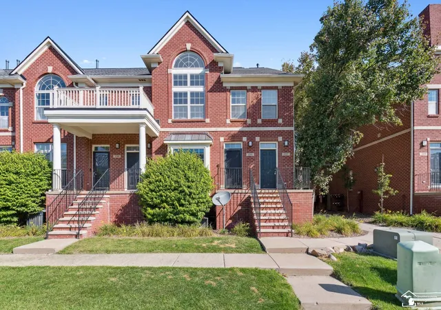 Listing Photo 4 - Condo for sale in building located at 3237 Newbury Pl, Troy, MI 48084