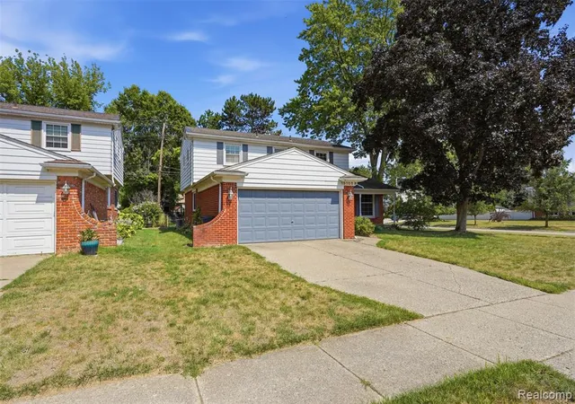 Photo 3 of Sale Pending at 15108 Farmbrook Dr, Plymouth, MI 48170 2750 | MLS# 61025130 | Listing updated on 2026-09-13
