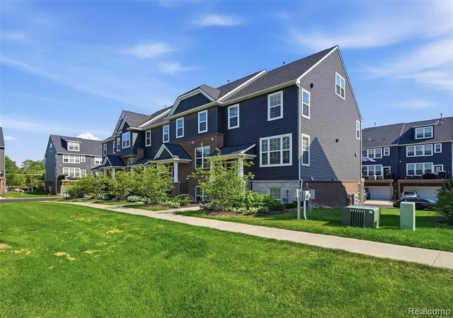 Photo 2 of Condo for sale at 227 N Sydney Ct, Plymouth, MI 48170 4958 | MLS# 61018947 | Listing updated on 2026-09-16